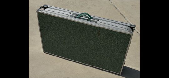 Camping table