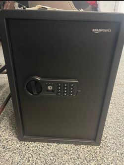 AmazonBasics Electronic Security Safe