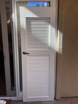 Interior door With Working Door Knob