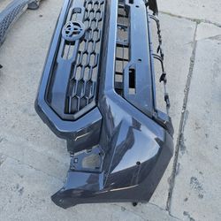 Toyota Tacoma Front Bumper Oem 24 To 26 
