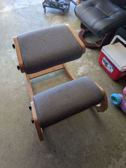 knee chair