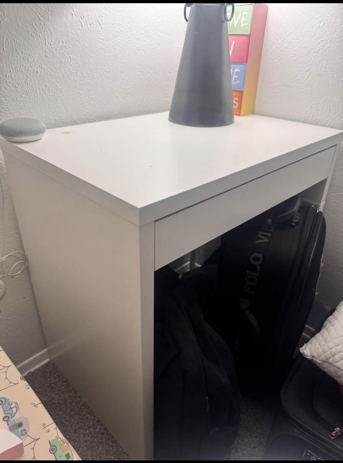 White ikea Desk With Drawer