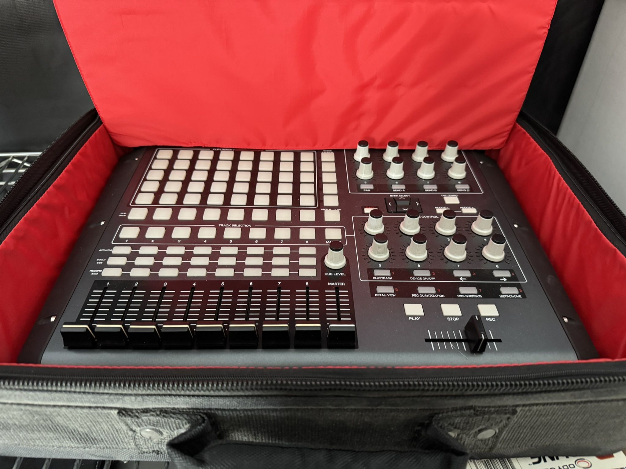 Brand New APC 40 with Oddesey Redline Bag