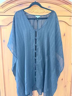 Women’s coverup