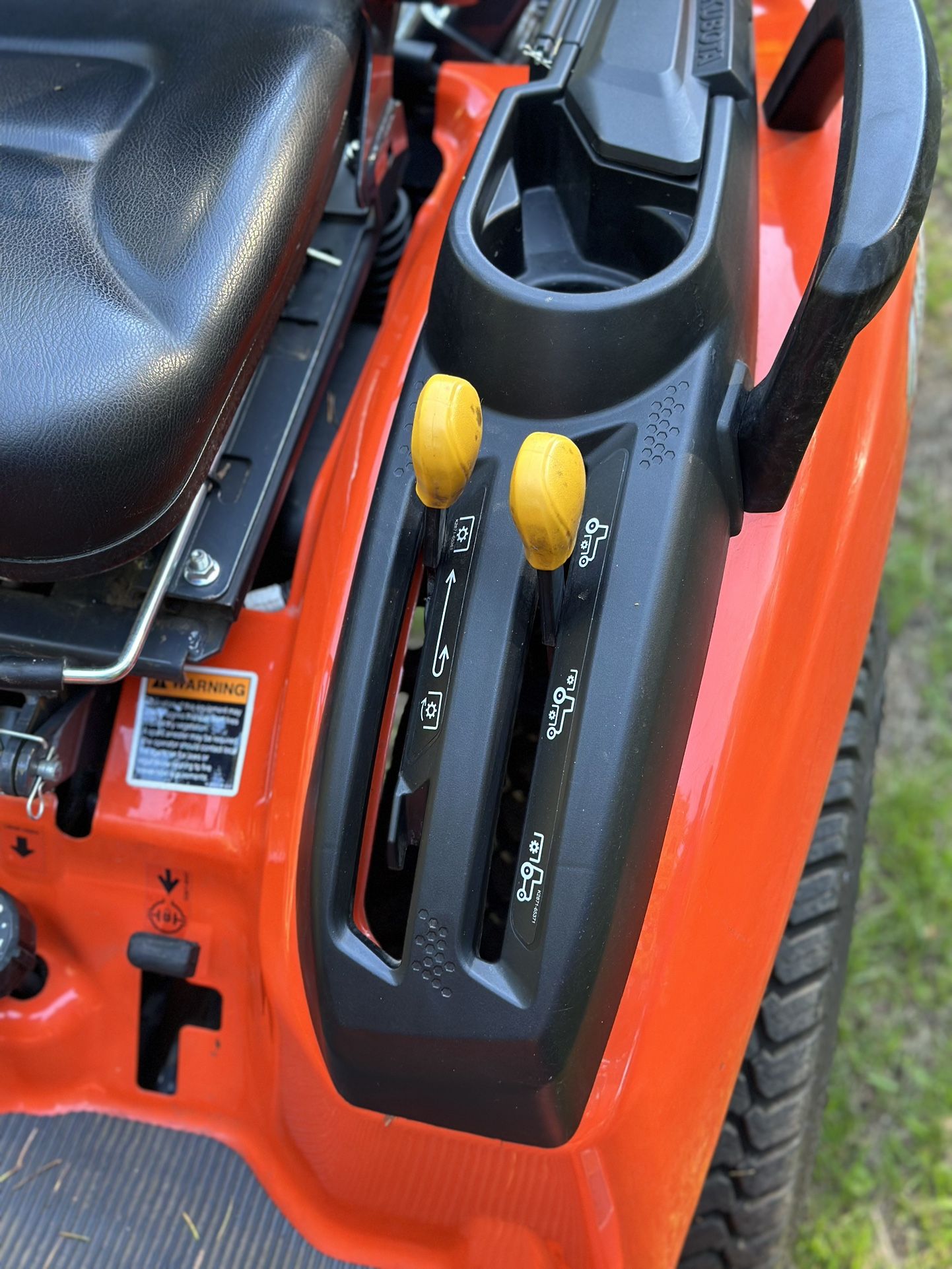 Kubota BX1880 W/ LA344 Bucket for Sale in Covington, WA OfferUp