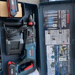Bosch Rotary Hammer Drill 