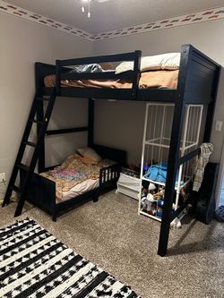 Twin loft bed
