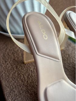 Aldo Clear Heel Sandals Size 8.5 – Nude/Neutral – Cute