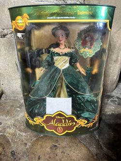Disney Holiday Princess Jasmine
