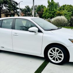 2011 Lexus CT 200h