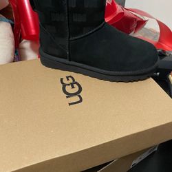 Women’s UGG BOOTS