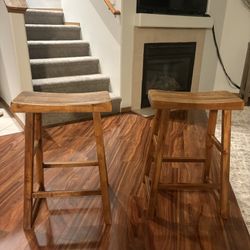 2 Wooden Stools