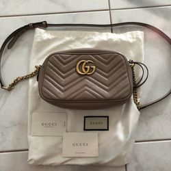 Authentic - Gucci Marmont Shoulder Bag - Dusty Pink Leather 