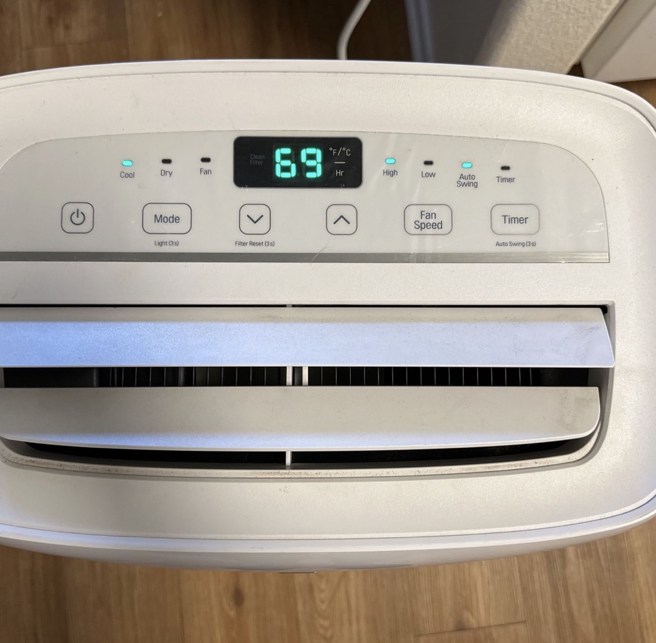 LG 7,000 BTU (DOE) 10,000 BTU (ASHRAE) Portable Air
