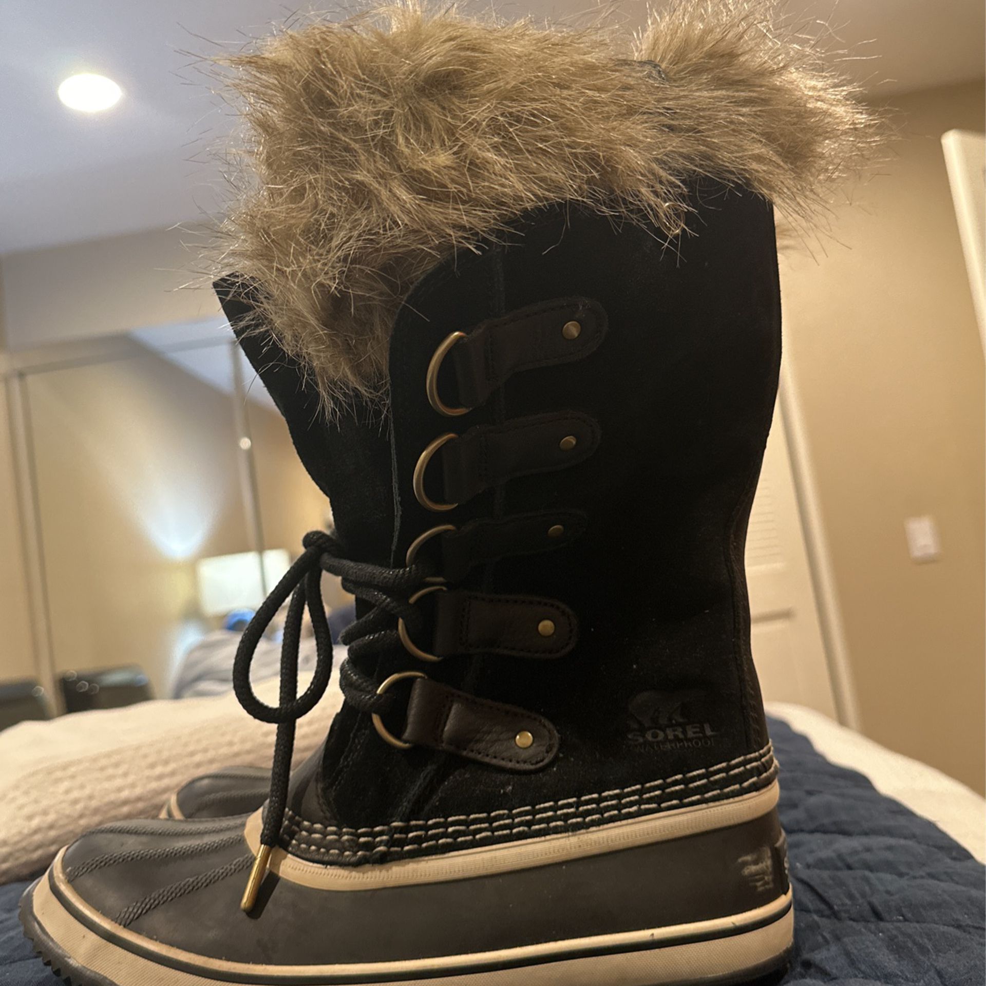 SOREL (hand-crafted Natural Rubber)