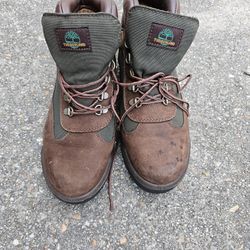 Timberland Boots - Size 9
