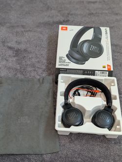 Headphones and earbuds for sale different prices