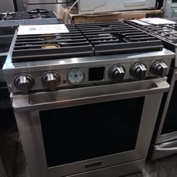 Dacor
30 Inch Freestanding Gas Smart Range For $5100