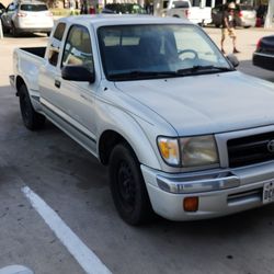 2000 Toyota Tacoma