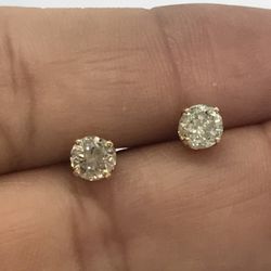 14 karat yellow gold diamond stud earrings 0.50ct 