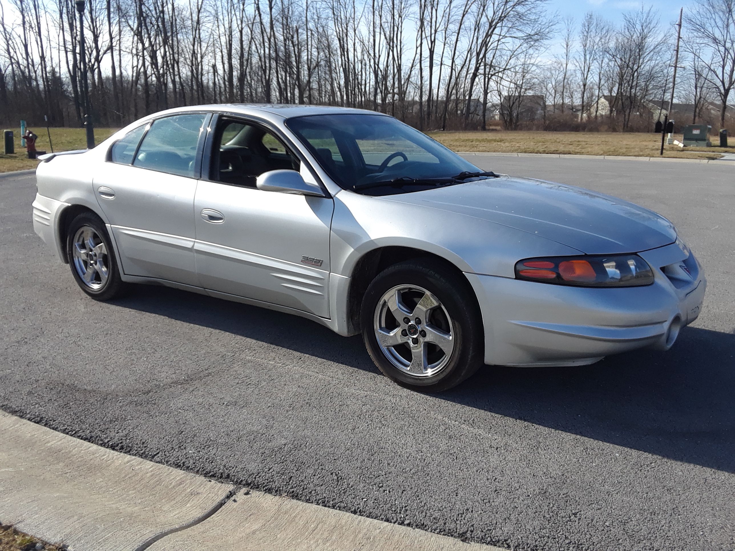 2002 Pontiac Bonneville SSEI loaded