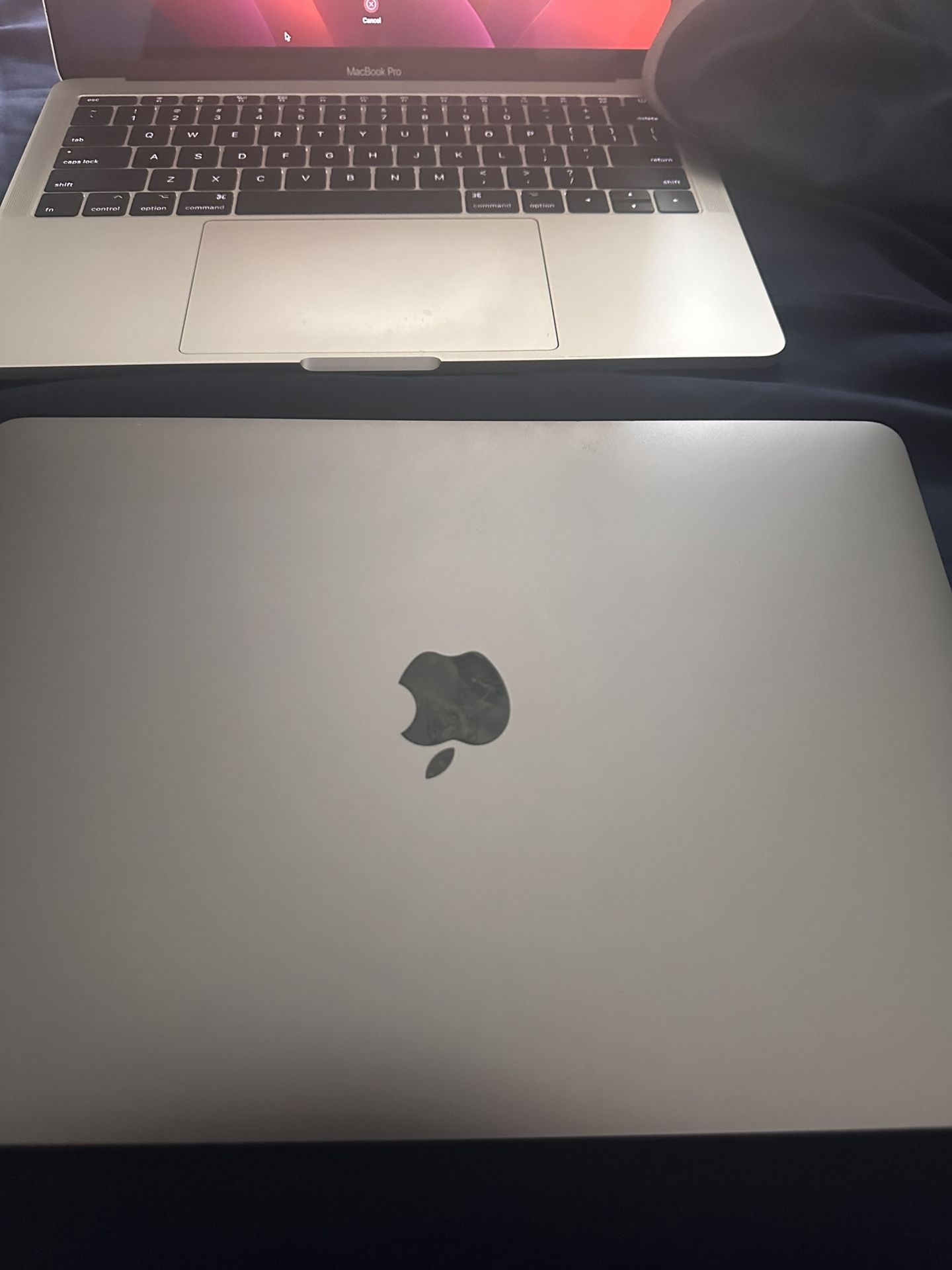 MacBook Pro with M2 Touch Bar 13.3 16GB