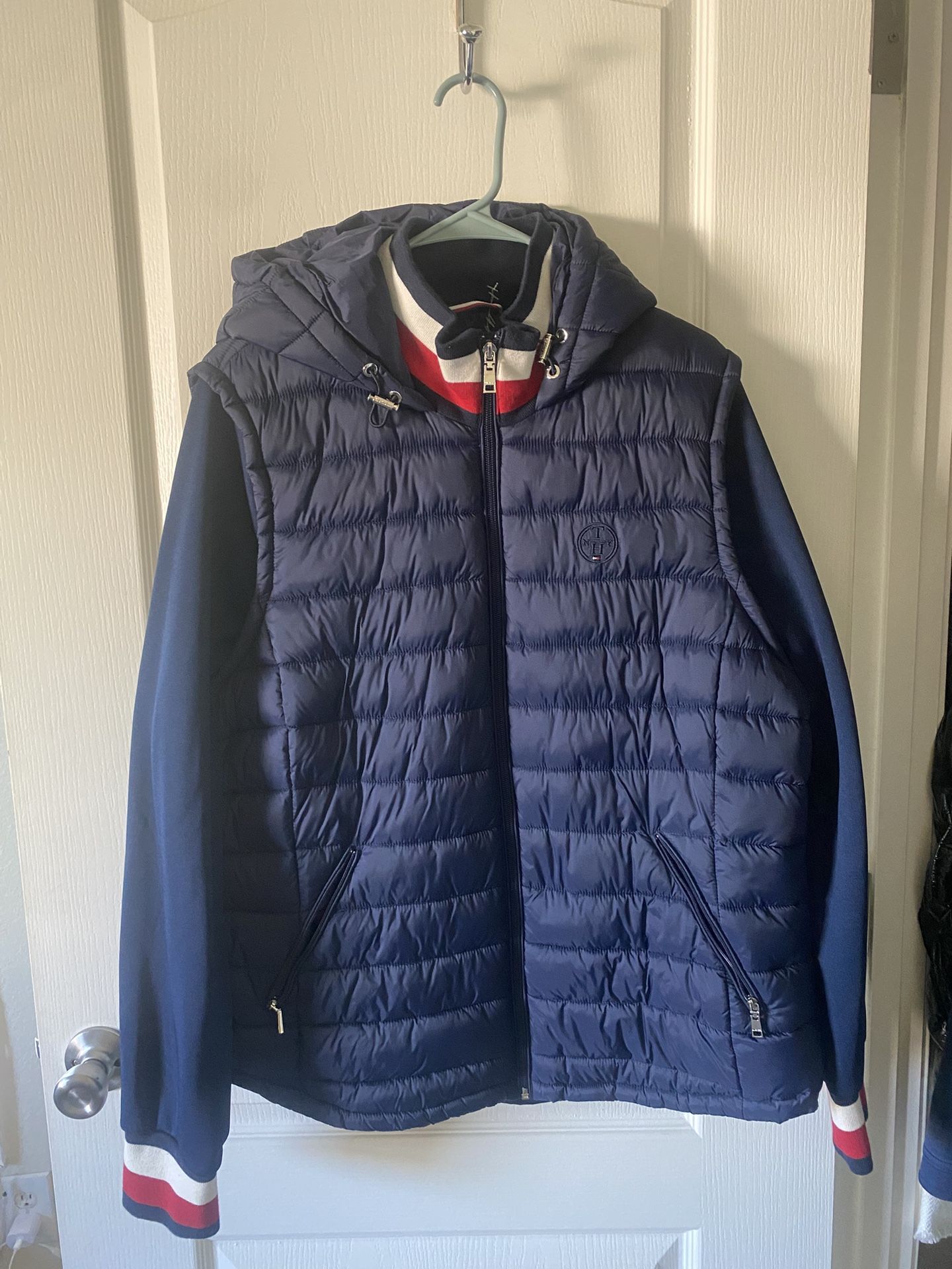 Tommy Hilfiger Puffer Vest/With sleeves