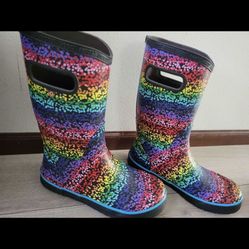 New Bogs Boots Big Kids Size 6