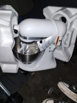 Kitchen Aid 4.5 White New!