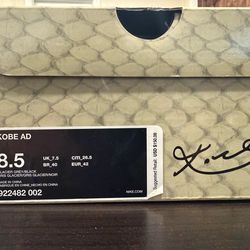 Nike Kobe AD Mid (Detached)