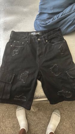 valabasas Jean shorts to small never worn