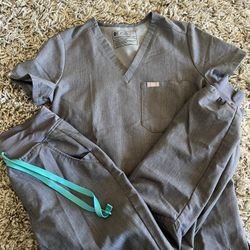 Figs Women’s Scrub Set Graphite Size XXS/P Zamora Joggers And Catarina Top