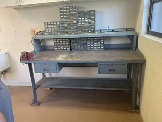 Industrial workbench