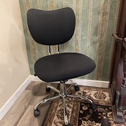 Comfortably Cushioned Swivel Chair