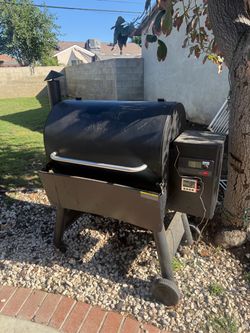 Traeger Pro 780 WiFi Pellet Grill & Smoker – Extras Included