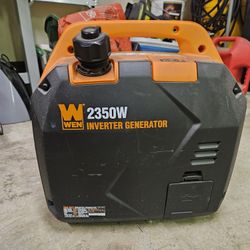 WEN 2350W Inverter Generator