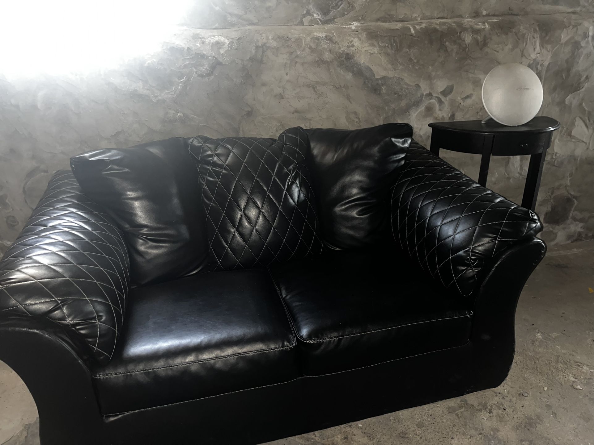 Loveseat (black Leather)