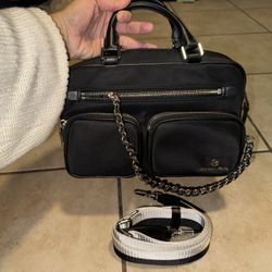 Michael Kors Elliot Medium Utility Bag