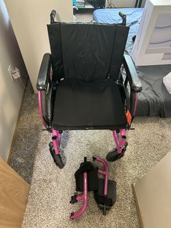 Lightweight Motion Composites Helio A6 Wheelchair – Excellent Condition – $1350 OBO