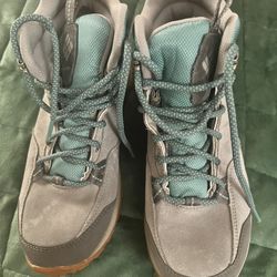 Columbia Hiking Boots 