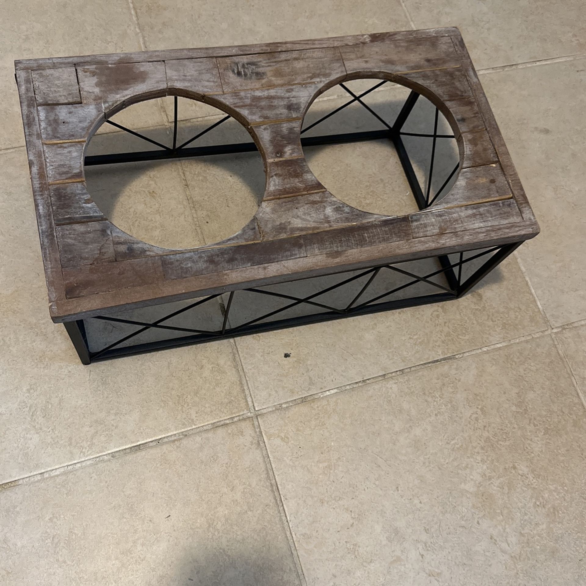 Dog Bowl Stand 