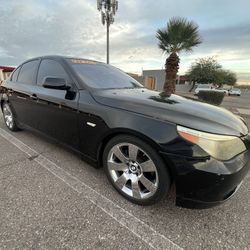 2005 BLACK BMW 