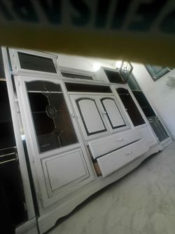 Beautiful tv entertainment center china cabinet e