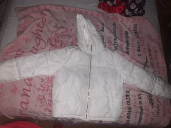 Brand new white coat FASHION NOVA