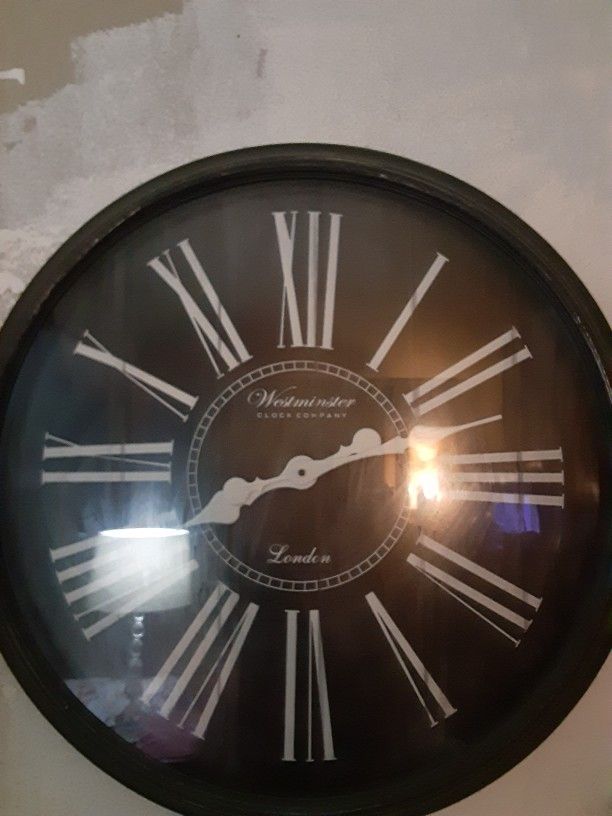 Xlarge Clock $65.00 Cash Only (Serious Buyers) Home & Garden