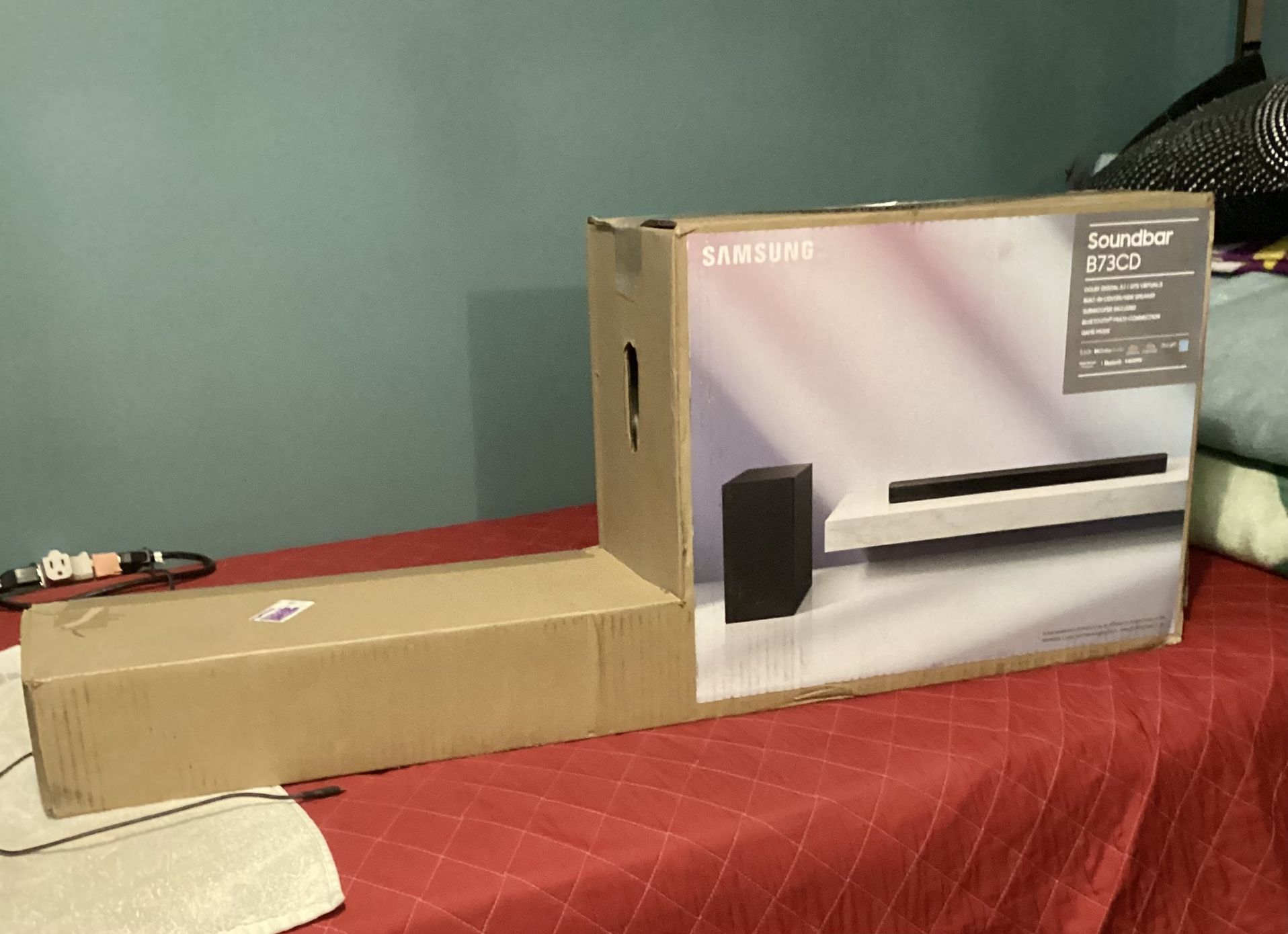 Samsung Soundbar (HW-B73CD) 5.1ch Home Theater + Wireless Subwoofer - Dolby Digital Surround Sound
