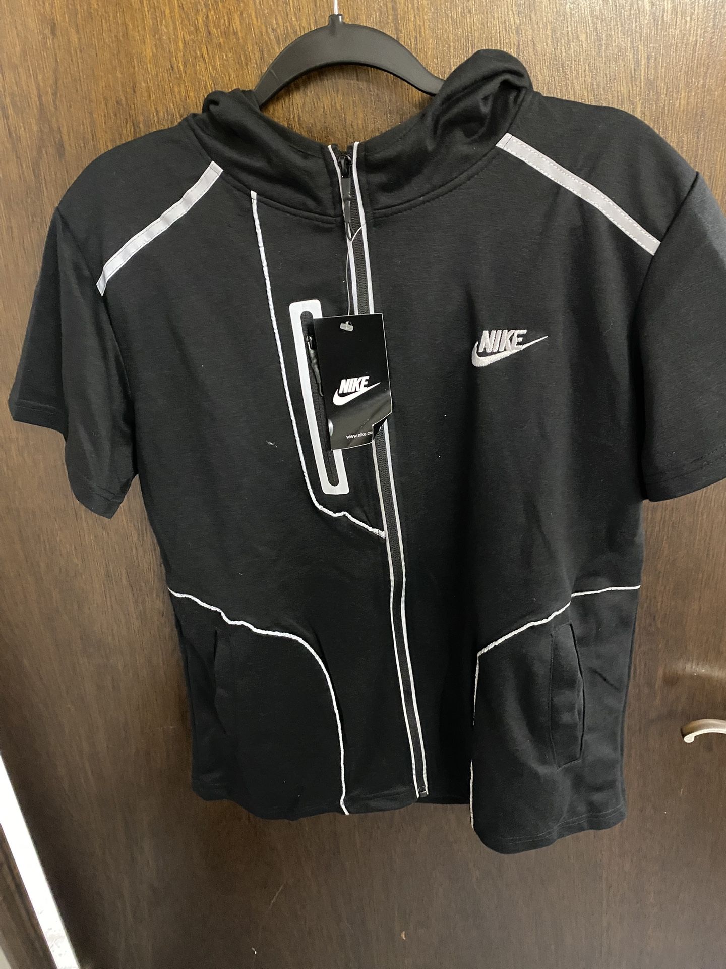 Nike Men’s Medium Short Set New