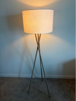 Modern tripod floor lamp natural - 59” x 18.5”
