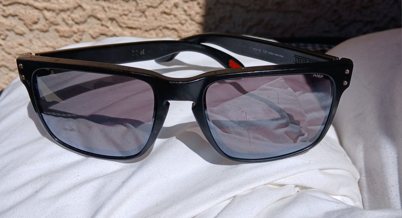 Oakley Holbrook Sunglasses 