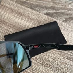 Oakley sutro sunglasses (can negotiate)